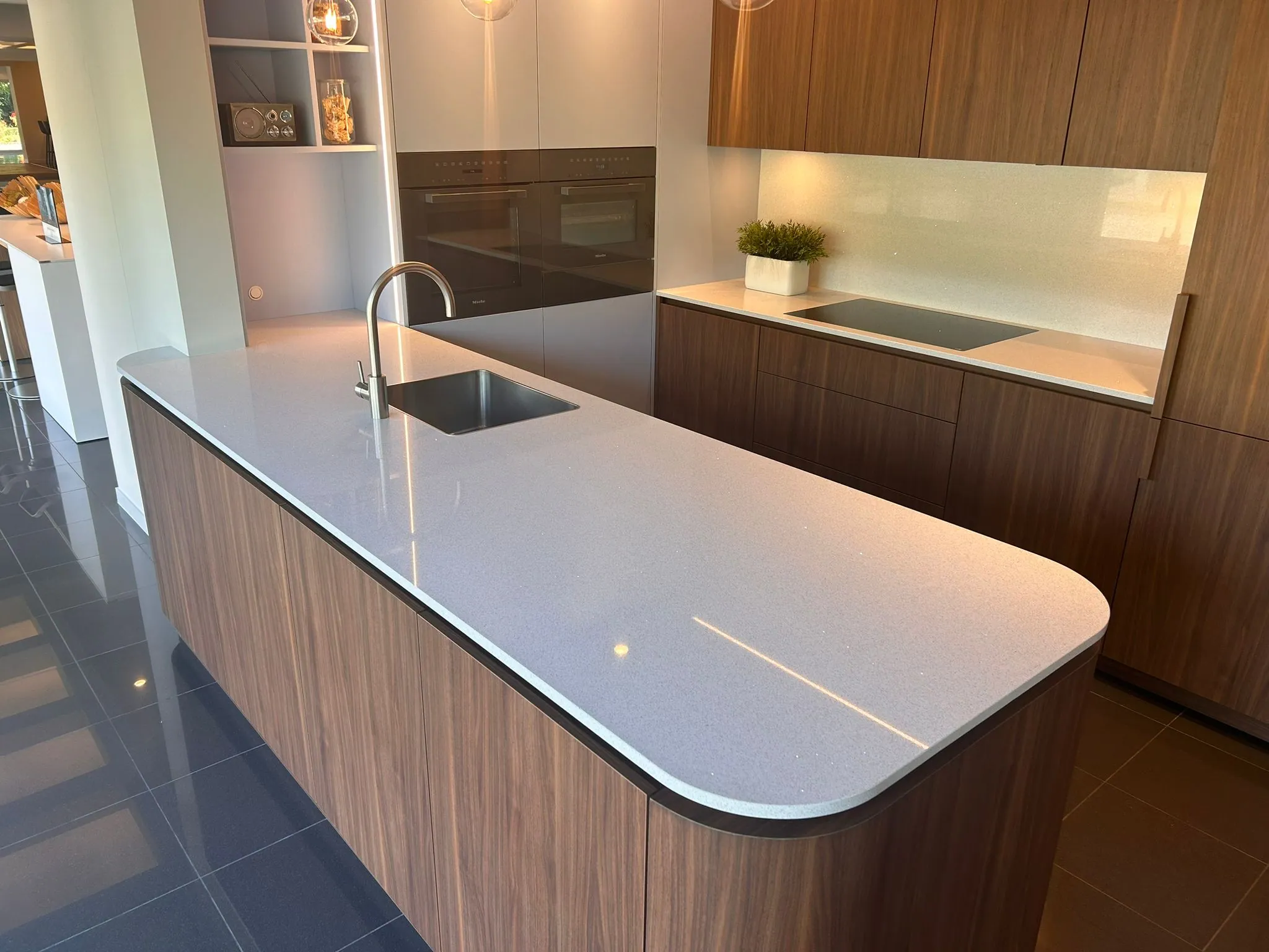 TECHNISTONE STARLIGHT WHITE