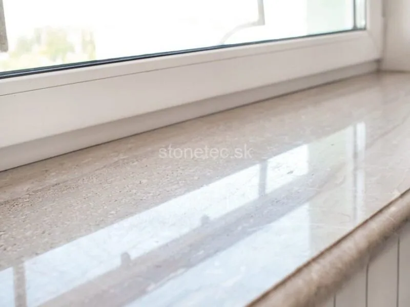 parapet-oblozeny-prirodnym-mramorom parapet-oblozeny-prirodnym-mramorom